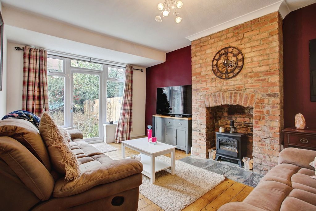 Property photo 2 of 14 Pbox-Img.Jpg