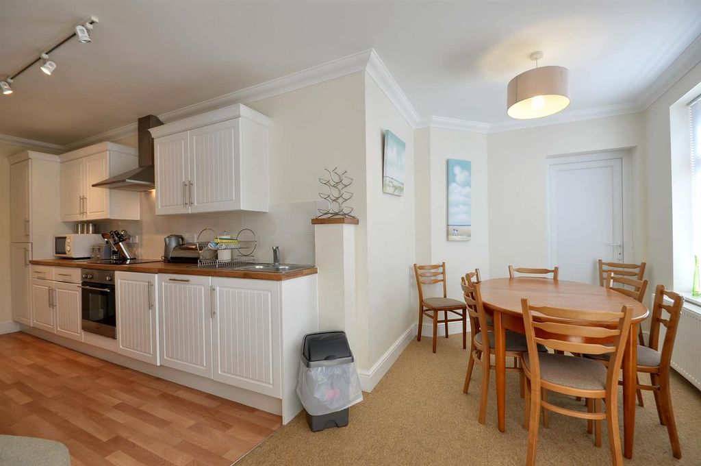 Property photo 3 of 13 Dining Area 2 Copy.Jpg