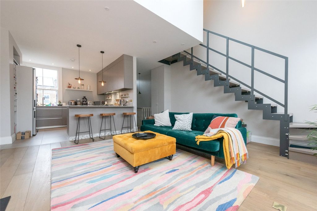 Property photo 1 of 16 Picture No. 27