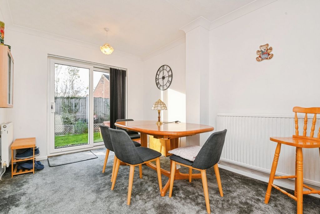 Property photo 3 of 16 Dining Room