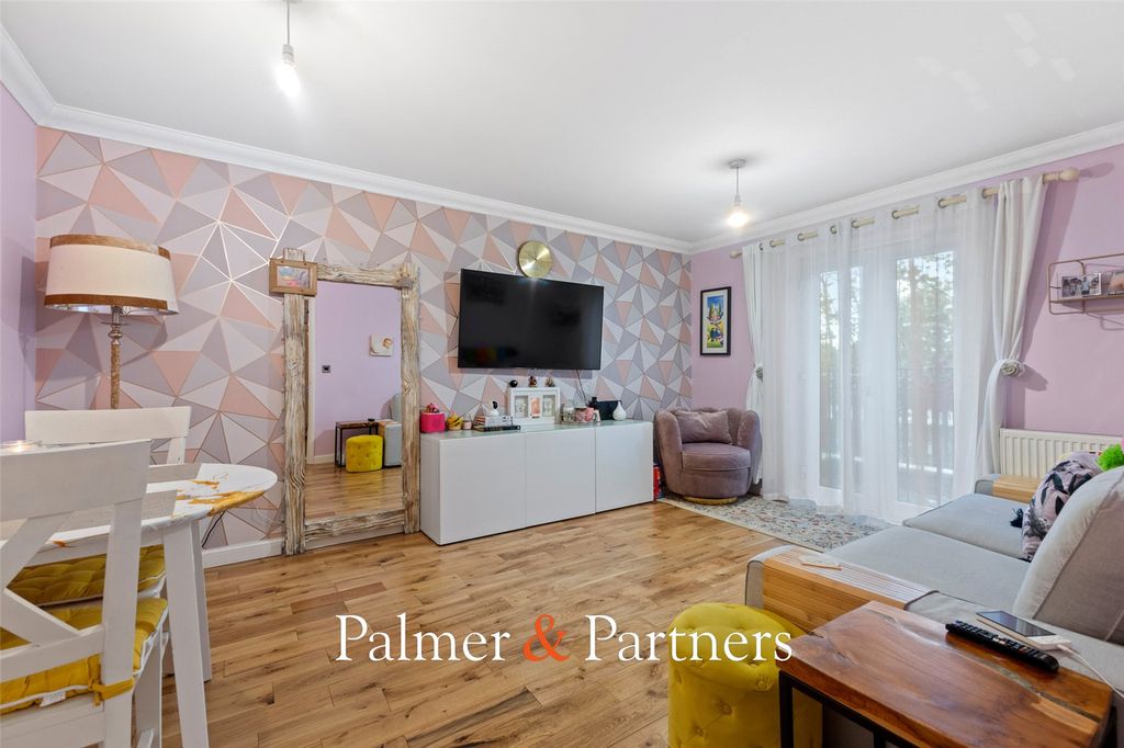 Property photo 2 of 15 Picture No. 03