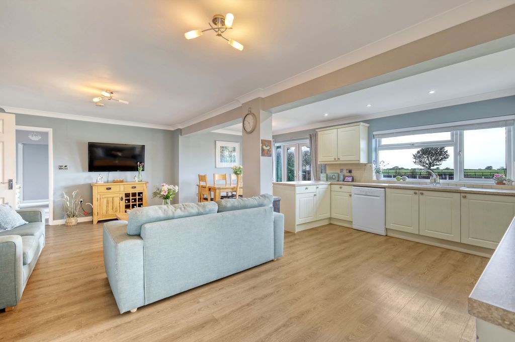 Property photo 2 of 42 3