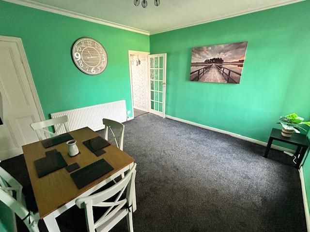 Property photo 3 of 12 Dining Room