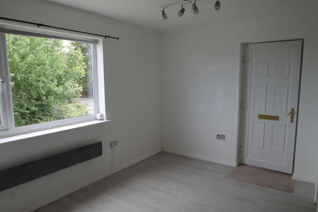 Additional image 6 of 1 bed flat for saleApartment, 19 Lon Ceiriog, Prestatyn LL19