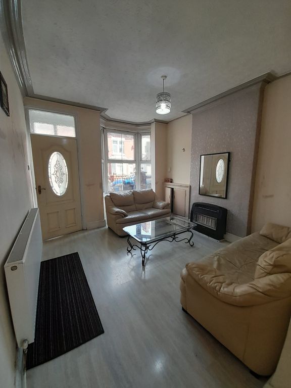 Property photo 3 of 17