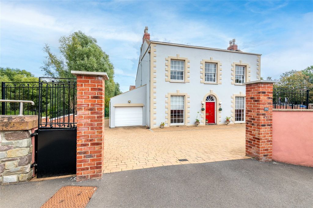 Property photo 1 of 43 Picture No. 45
