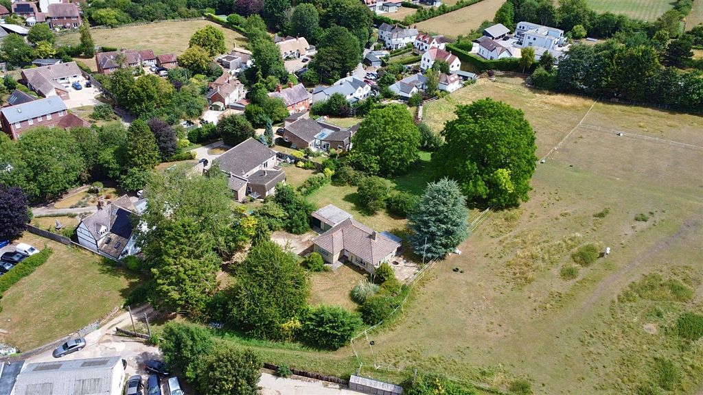 Property photo 1 of 37 1319800-13-687E2F0134F4c.Jpg