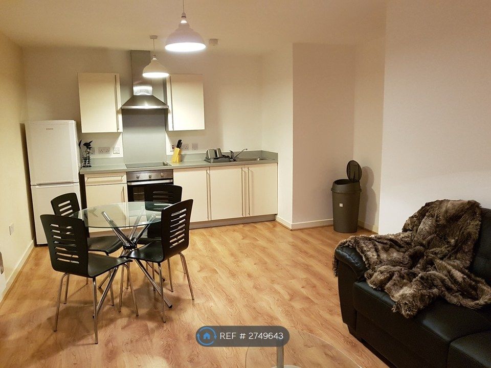 Property photo 1 of 8