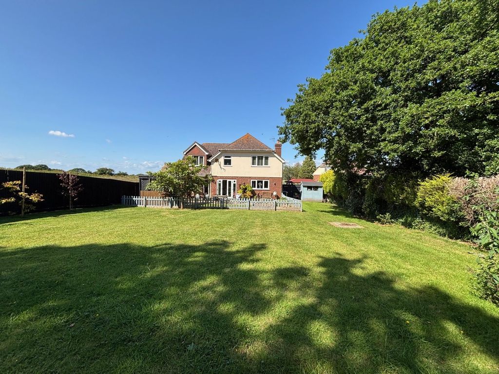 Property photo 3 of 36