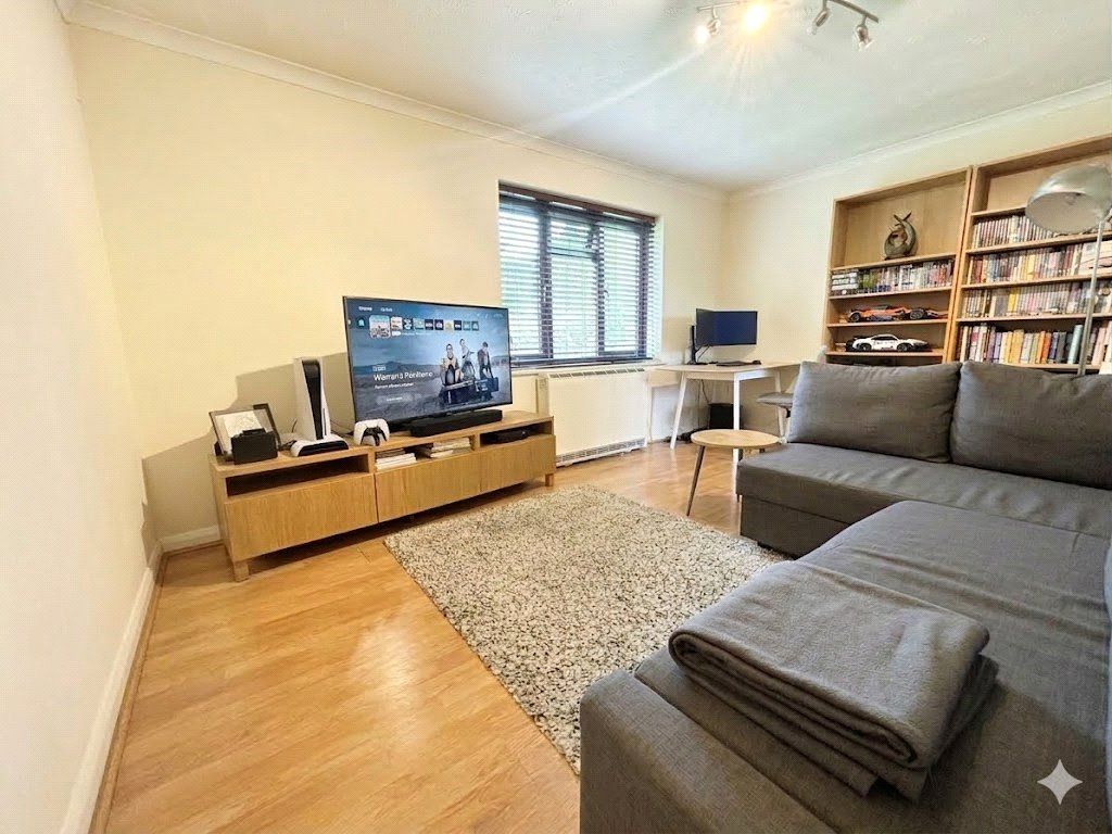 Property photo 3 of 8 Picture No. 23