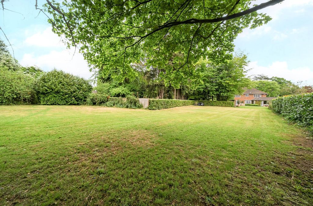Additional image 39 of 4 bed detached house for saleGodalming, Surrey GU7