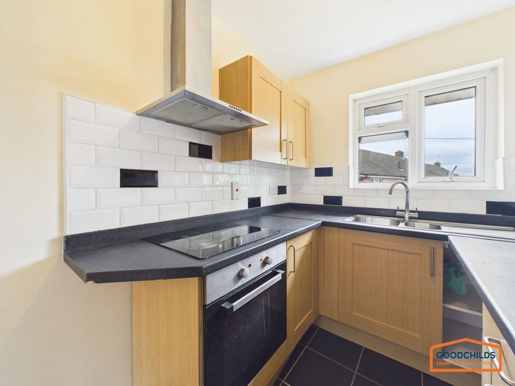 Property photo 3 of 13