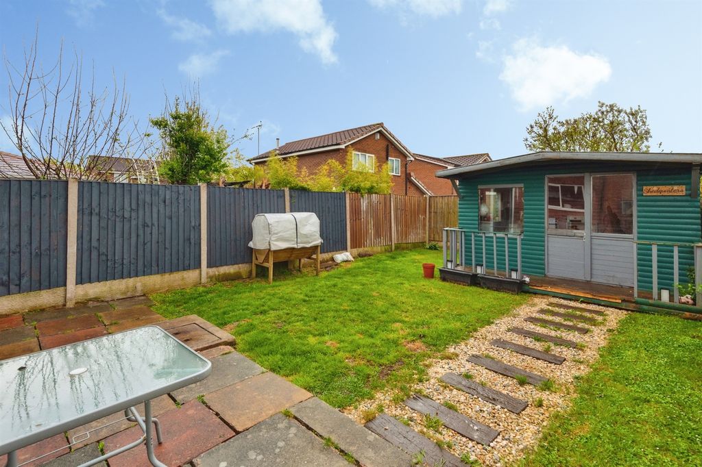 Property photo 2 of 19