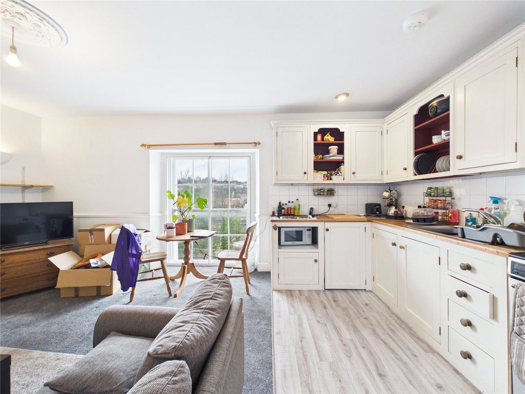 Property photo 1 of 11 Picture No. 06