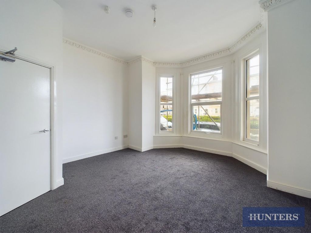 Property photo 1 of 5 Cam01984G0-Pr0332-Still003.Jpg