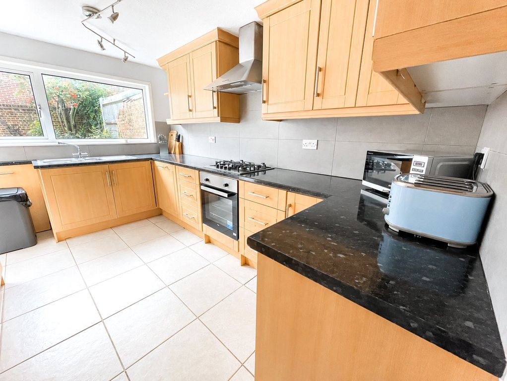Property photo 2 of 8 Picture No. 05