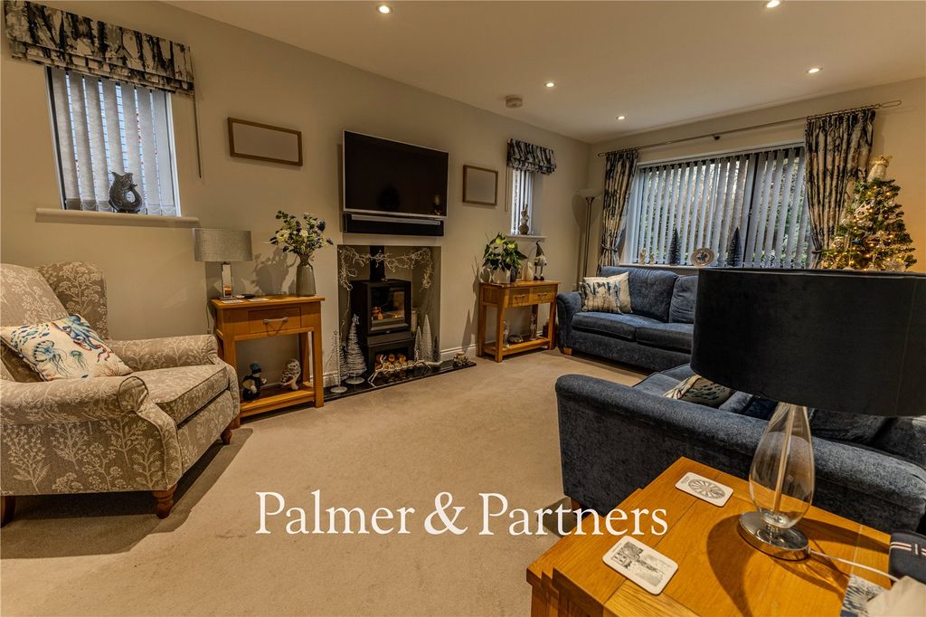 Property photo 3 of 29 Picture No. 07