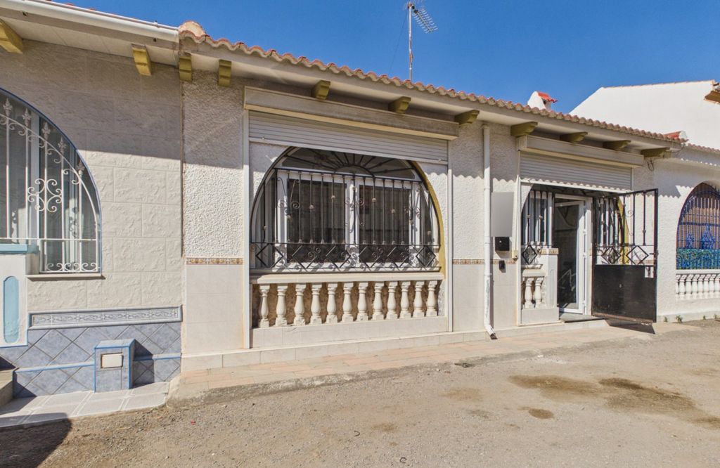 Property photo 1 of 31
