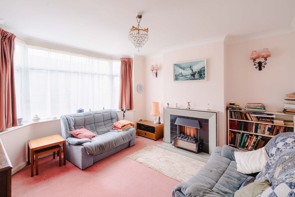 Property photo 3 of 18 Photo 3