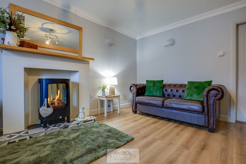 Property photo 2 of 32 Lounge 1.3