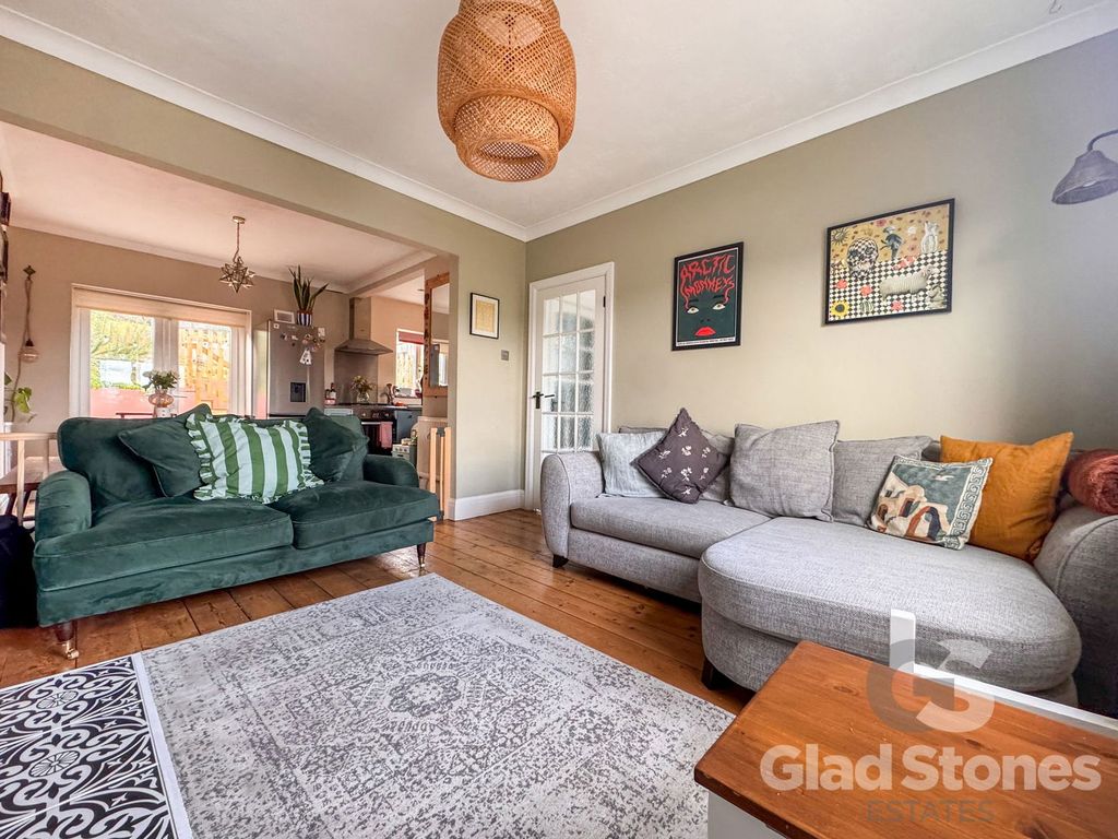 Property photo 1 of 23