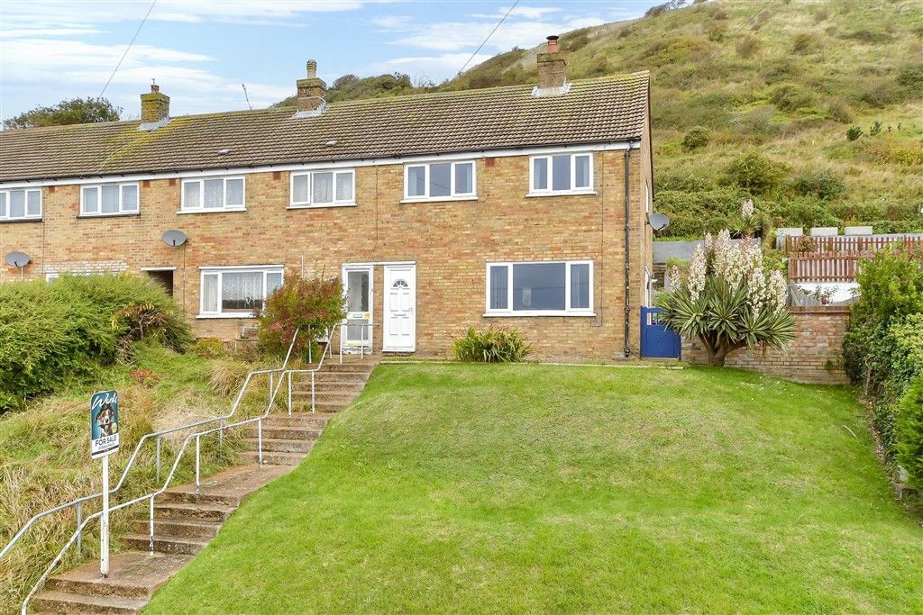 Property photo 2 of 19 External Front Web