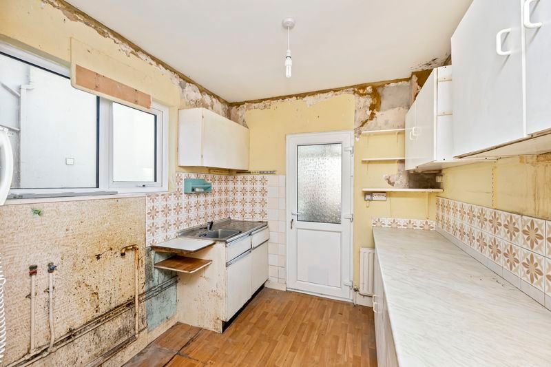 Property photo 3 of 30 Photo 9