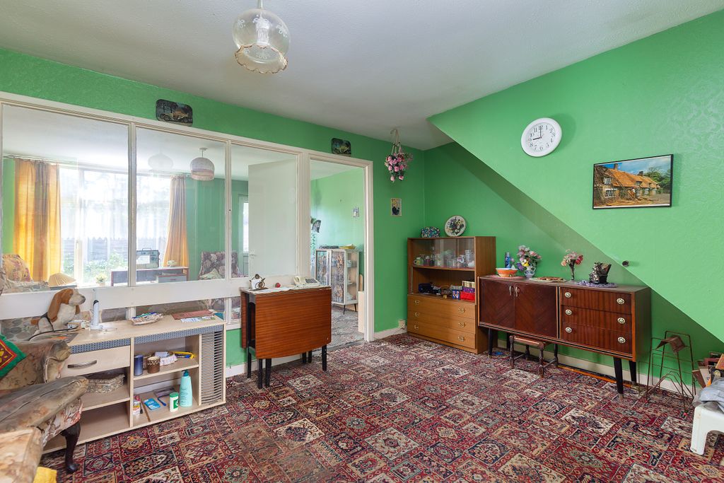 Property photo 2 of 11