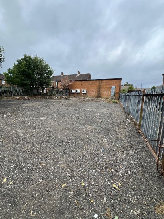 Property photo 1 of 1