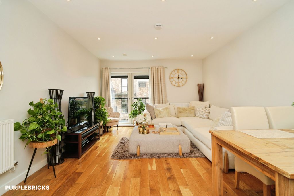 Property photo 1 of 26