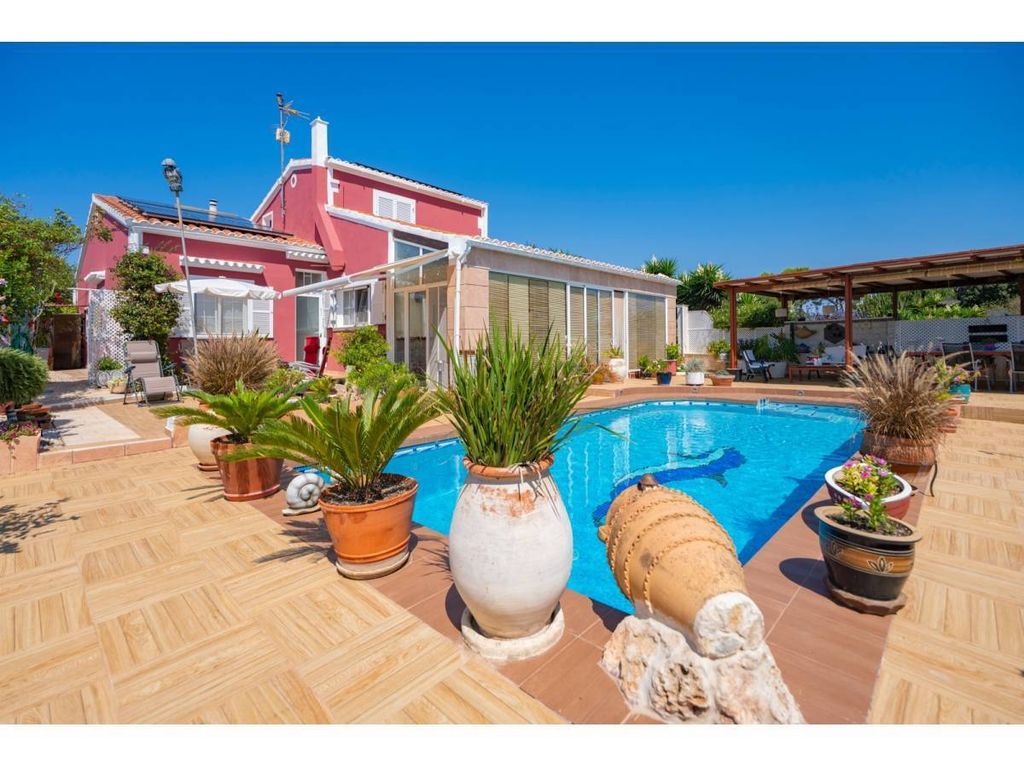 Property photo 1 of 30