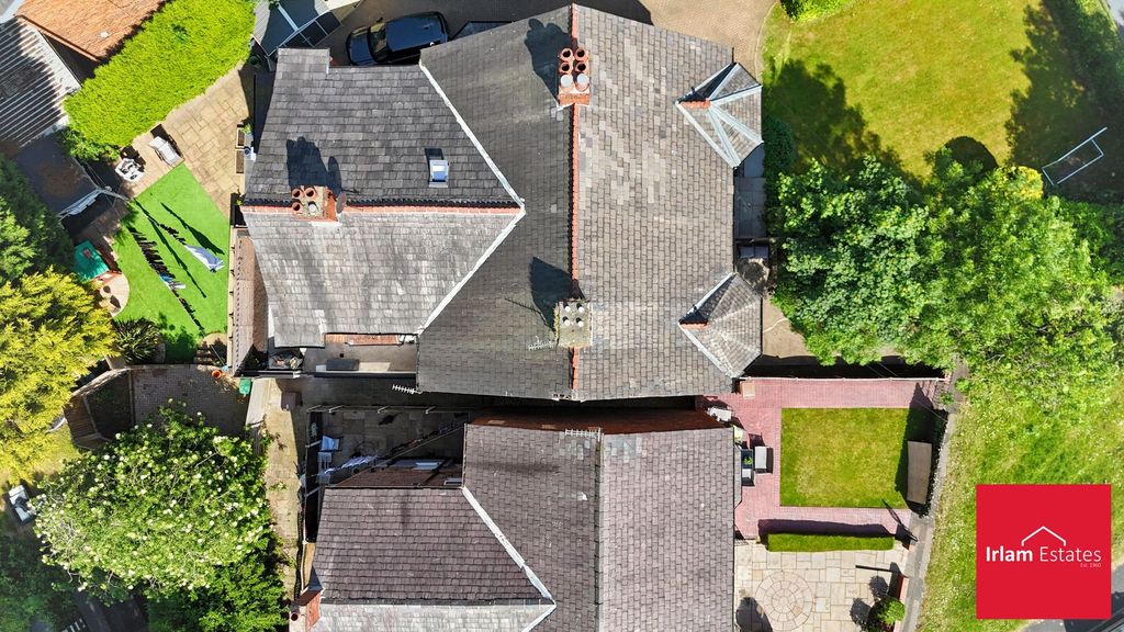 Property photo 3 of 31