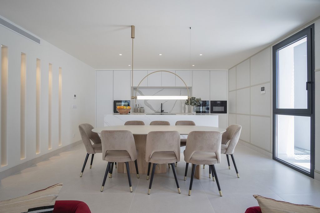 Property photo 2 of 50 Photo 1