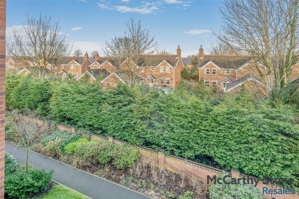 Additional image 17 of 1 bed flat for saleBurlington Gardens, Leyland PR25