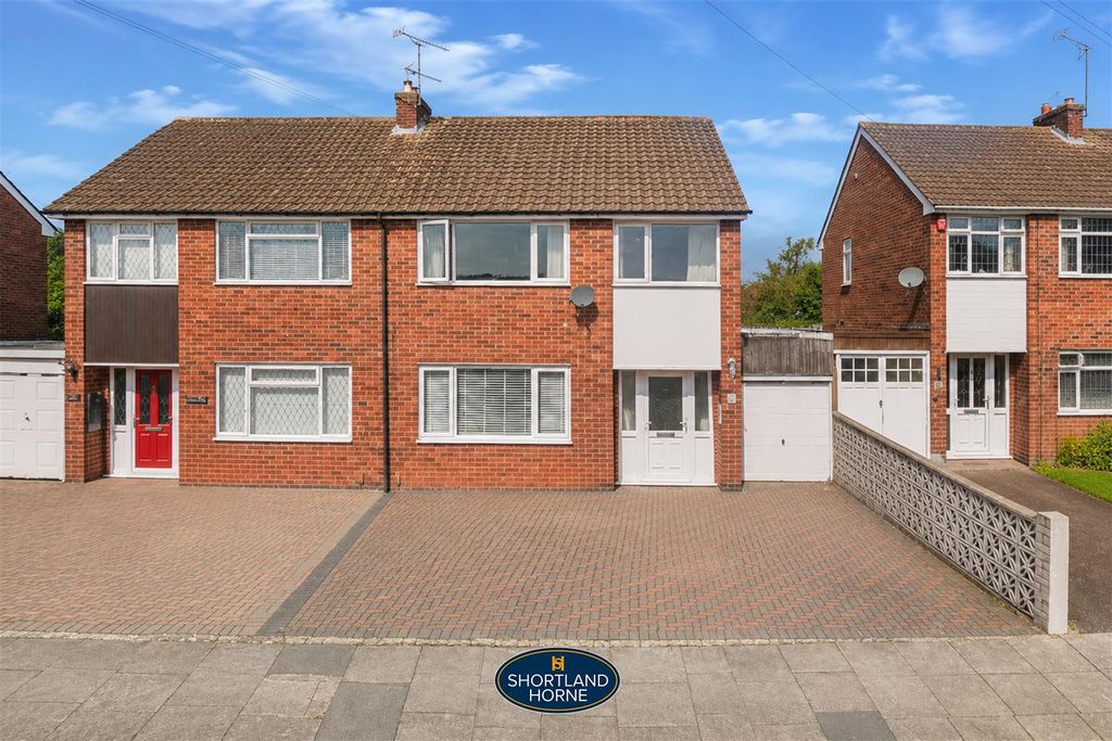 Property photo 1 of 31