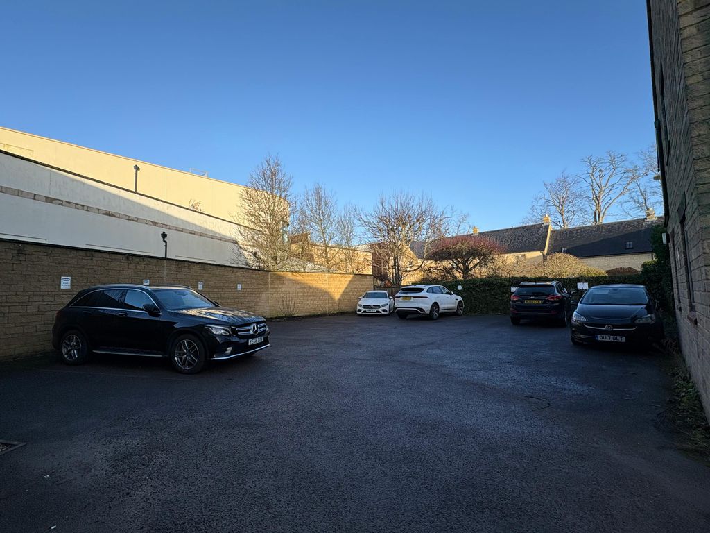 Property photo 3 of 16 Img_0181.Jpeg