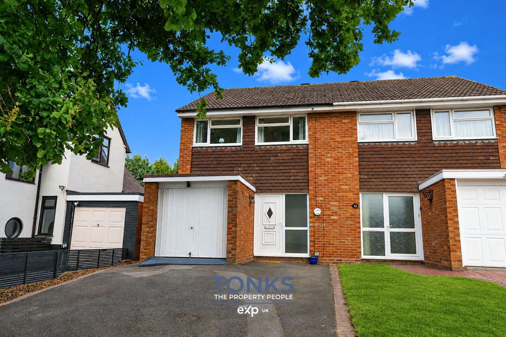 Property photo 1 of 23