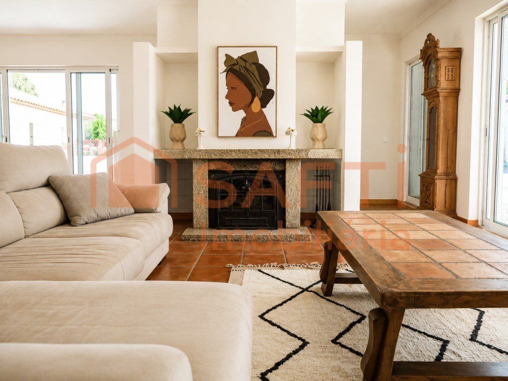 Property photo 1 of 12 Residence In Lousã