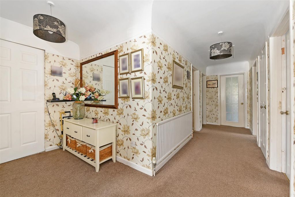 Property photo 3 of 19 Sketch_Ph41_6286185.Jpg