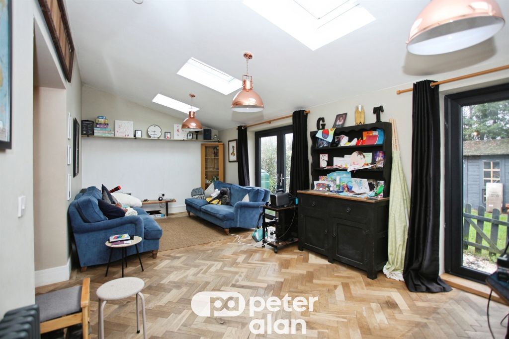Property photo 2 of 14