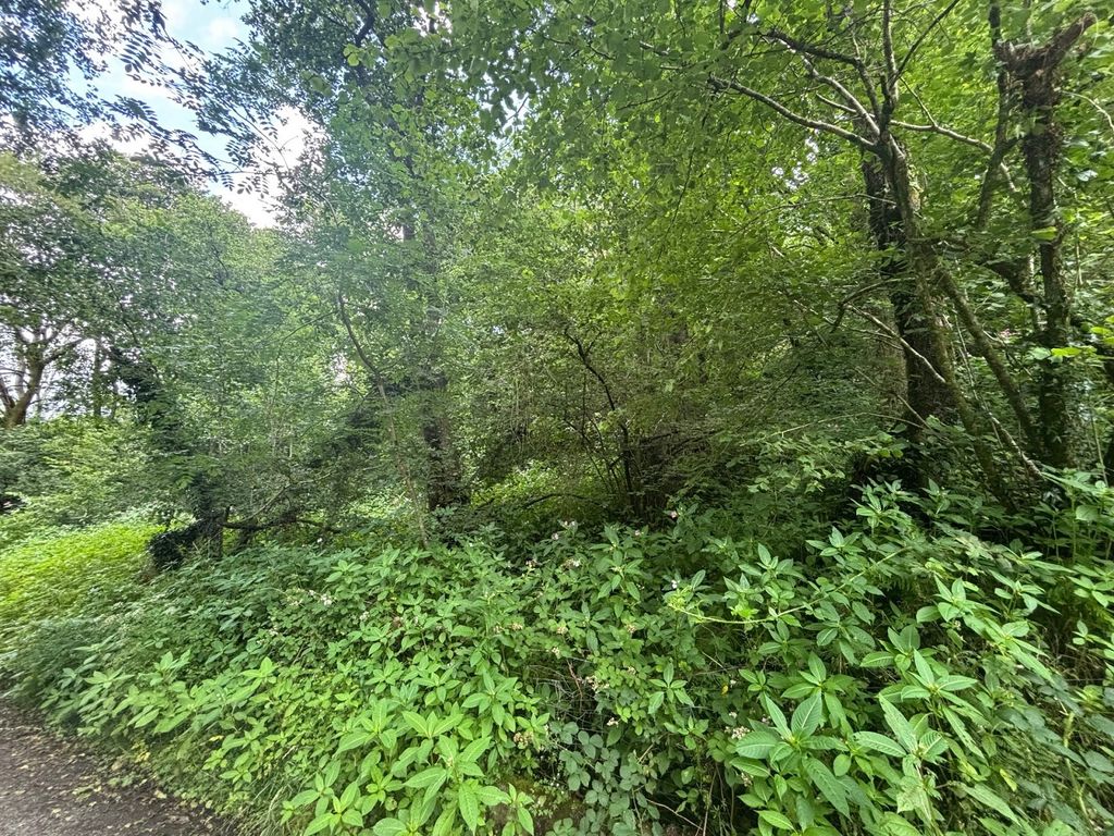 Property photo 3 of 6 Not Specified