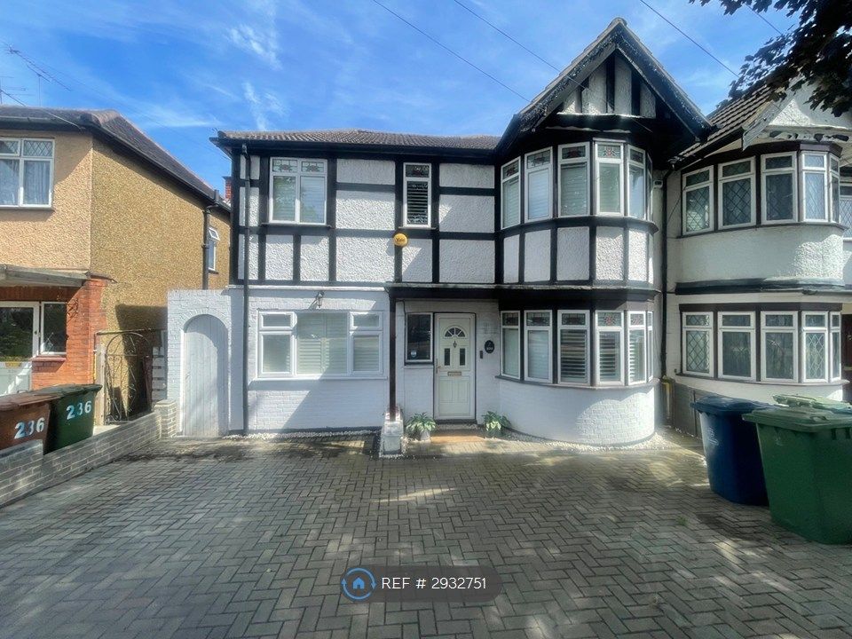 Property photo 1 of 25