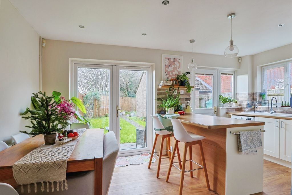 Property photo 2 of 13 Kitchen/Diner