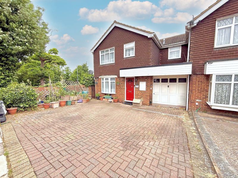 Property photo 1 of 16 Front