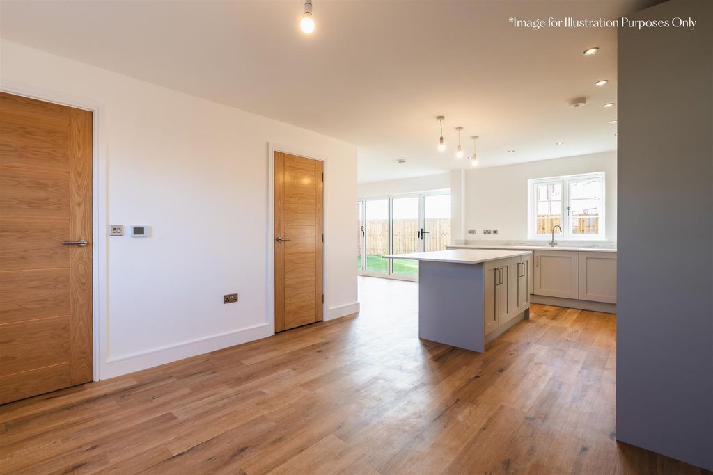 Property photo 2 of 18 Living Kitchen