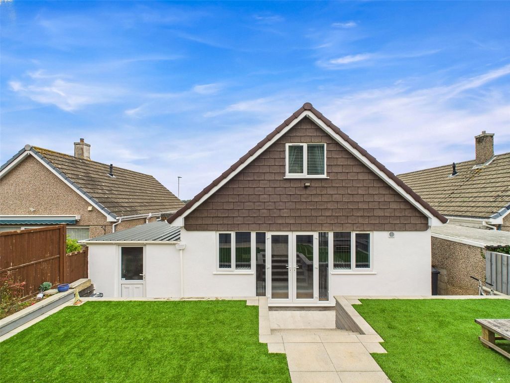 Property photo 1 of 17 Picture No. 01