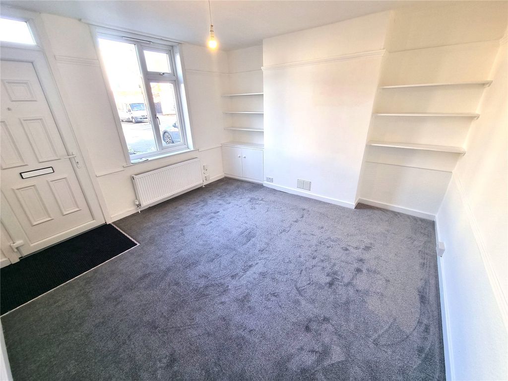 Property photo 2 of 10 Picture No. 04