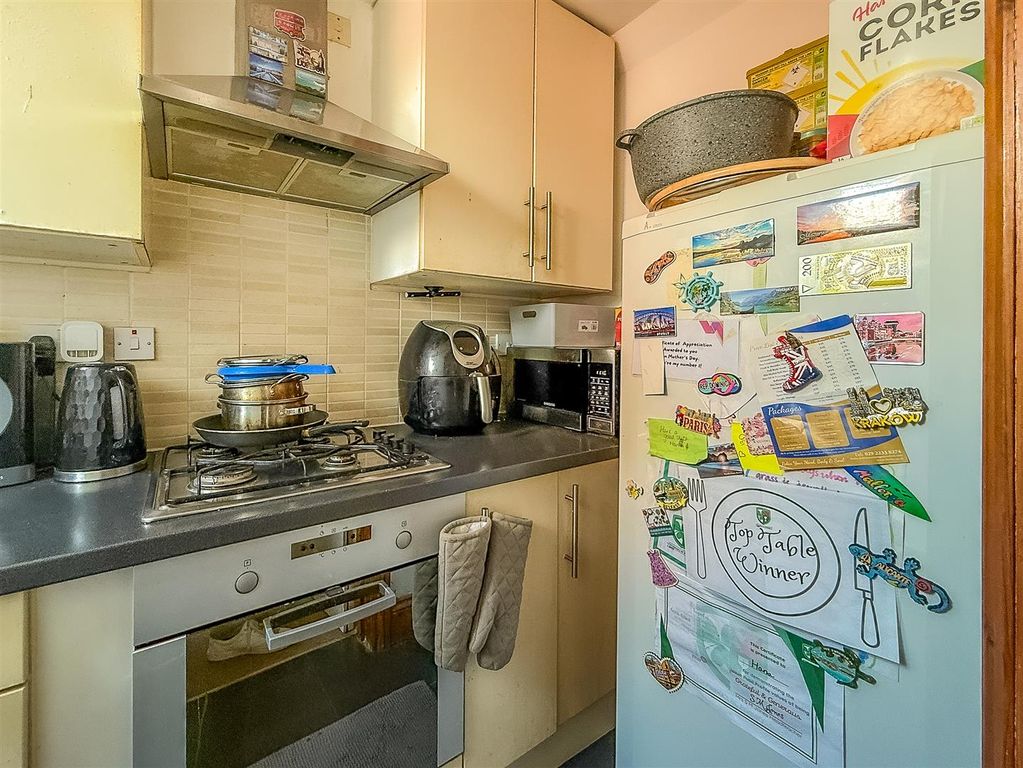 Property photo 3 of 10 25c-9.Jpg