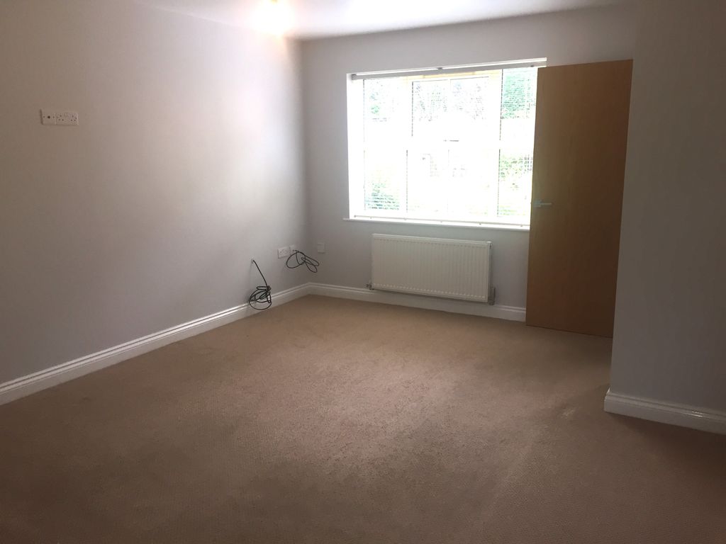 Property photo 3 of 10 Lounge