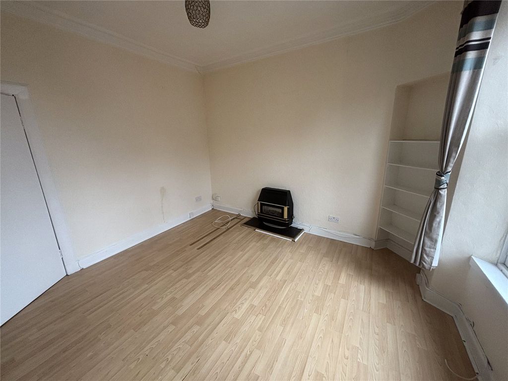 Property photo 3 of 9 Picture No. 08